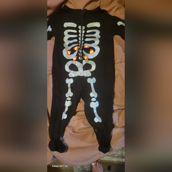 Halloween Skeleton footed Sleeper - Picture 14 of 16